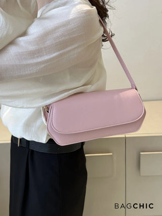 Eleanor - Chic Leather Curved Flap Handbag