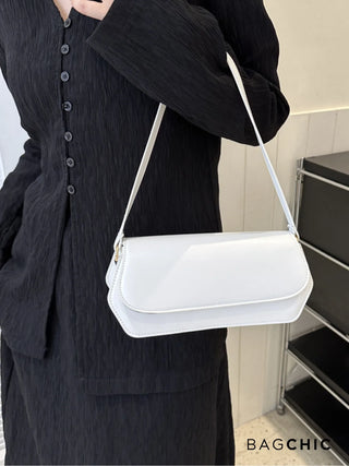 Eleanor - Chic Leather Curved Flap Handbag