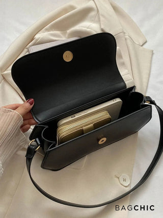 Eleanor - Chic Leather Curved Flap Handbag