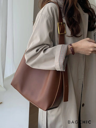 Lily - Classic Leather Adjustable Strap Tote Bag