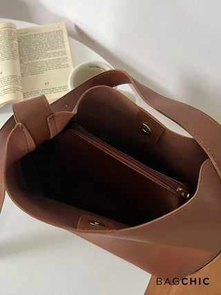 Lily - Classic Leather Adjustable Strap Tote Bag