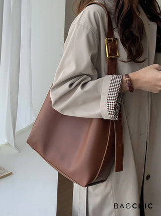 Lily - Classic Leather Adjustable Strap Tote Bag