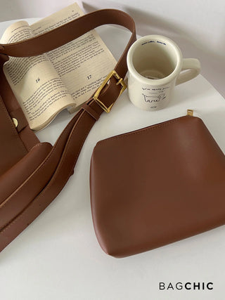 Lily - Classic Leather Adjustable Strap Tote Bag