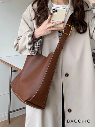 Lily - Classic Leather Adjustable Strap Tote Bag