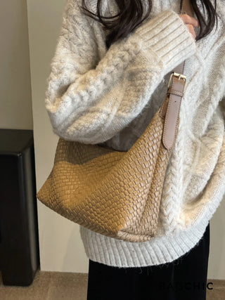 Zoe - Elegant Leather Braided Pattern Bag