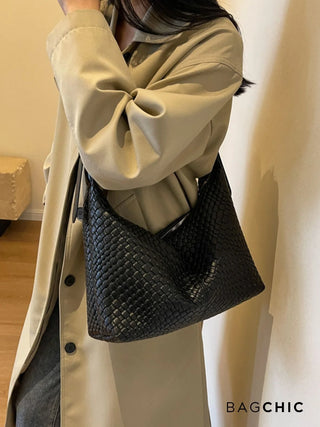 Zoe - Elegant Leather Braided Pattern Bag