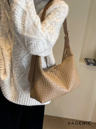 Zoe - Elegant Leather Braided Pattern Bag