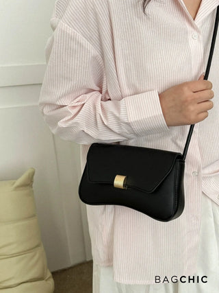 Willow - Fashion Leather Curved Flap Handbag