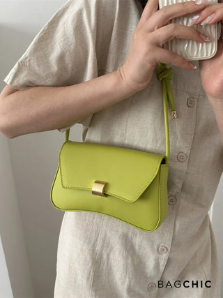 Willow - Fashion Leather Curved Flap Handbag