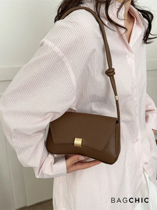 Willow - Fashion Leather Curved Flap Handbag