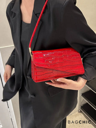 Naomi - Glossy Crocodile-Pattern Envelope Shoulder Bag