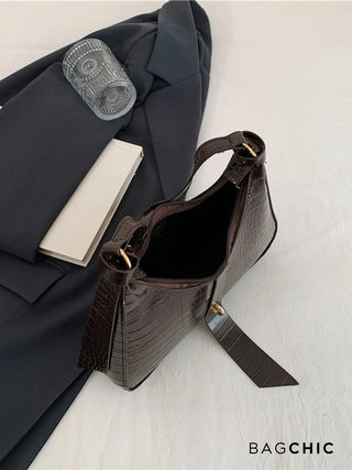 Anna - Modern Leather Chain Accent Saddle Bag