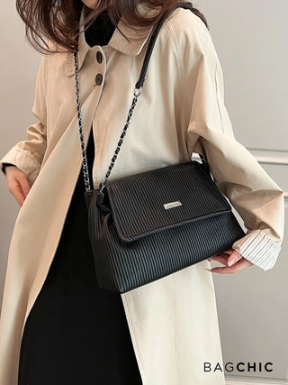 Cora - Retro Corduroy-Inspired Shoulder Bag