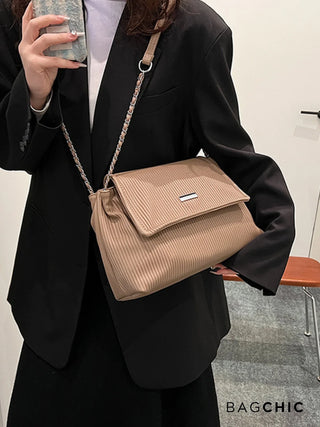 Cora - Retro Corduroy-Inspired Shoulder Bag