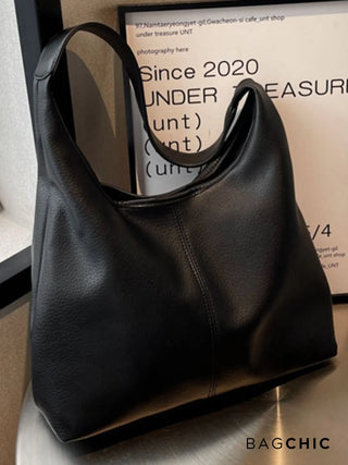 Margaret - Textured Leather Slouchy Hobo Bag