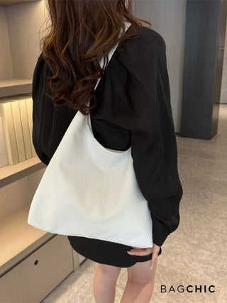 Margaret - Textured Leather Slouchy Hobo Bag