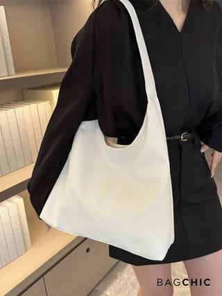 Margaret - Textured Leather Slouchy Hobo Bag