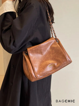 Sienna - Vintage Leather Chain Strap Shoulder Bag