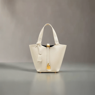 Nora - Classic Lock Detail Pebble Grain Tote Bag